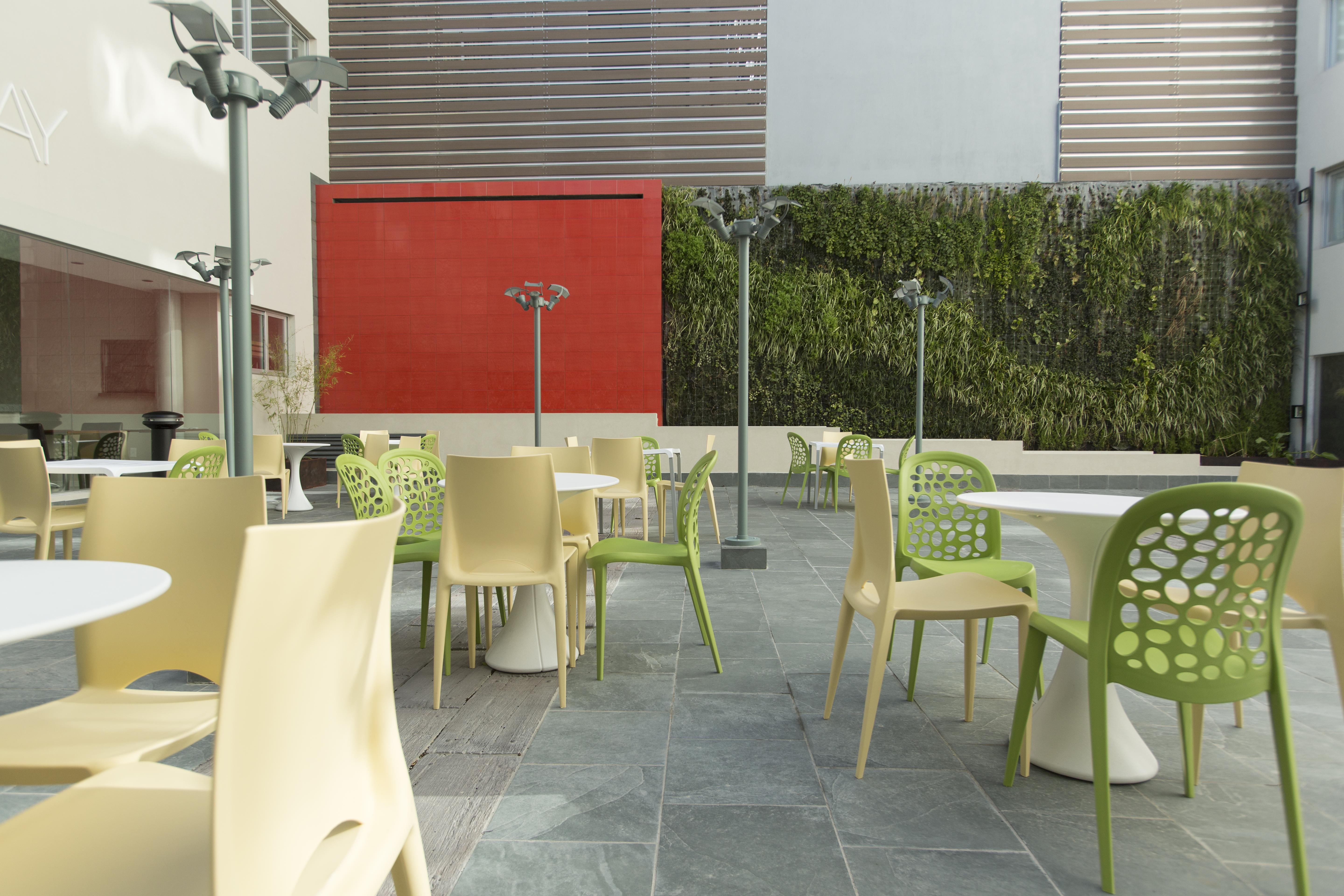 Regency Way Montevideo Hotel Exterior foto